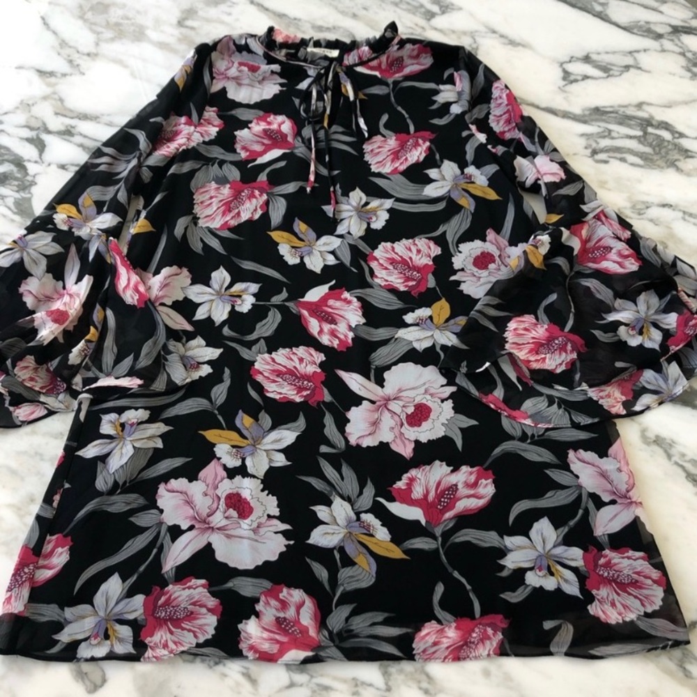 Umgee Dark Floral Bell Sleeve Shift Dress